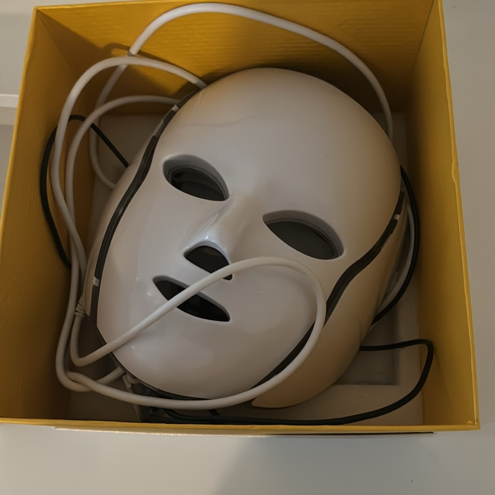 LED-face mask - Picture 2 of 3